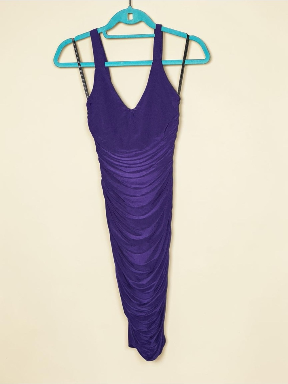 Missguided+ Purple Ruched V-Neck Midi Dress
